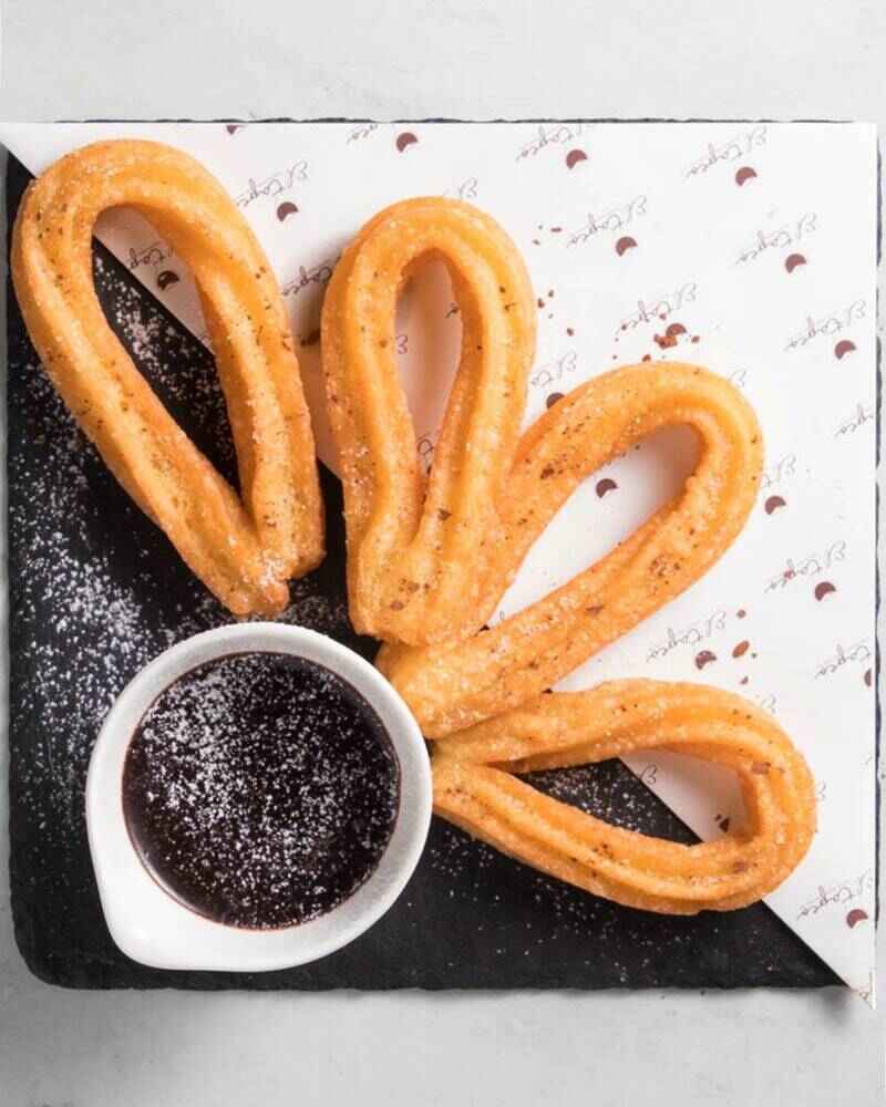 Churros con chocolate